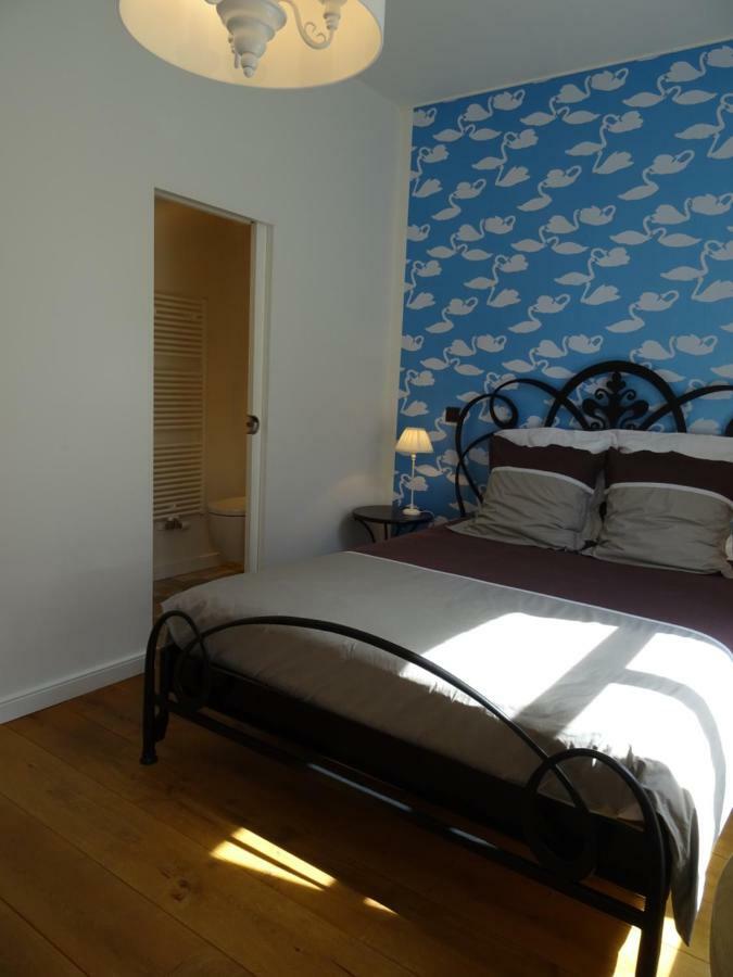 Val Des Roses Bed & Breakfast