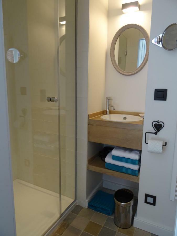 Bed & Breakfast Val Des Roses 3*